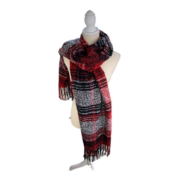 Steve Madden Plaid Blanket Scarf With Fringe Red Black White. Womens One Size - Picture 2 of 4